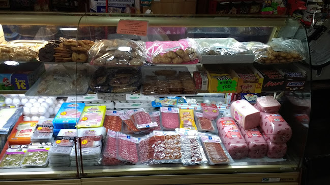 Comments and reviews of Cafetería Monte-Sion