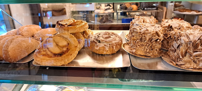 Comments and reviews of Pastelería Ideal