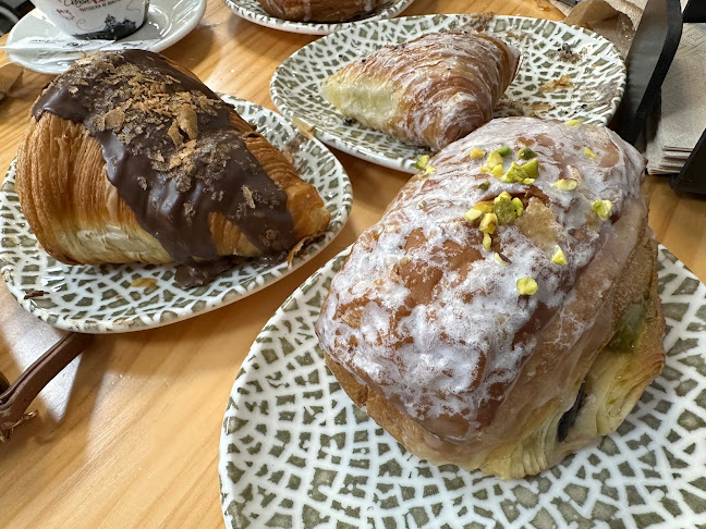 Pastisseria Dama Blanca Phone number