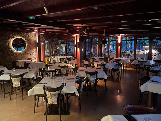 Av. de la Victoria, 39, Moncloa - Aravaca, 28023 Madrid