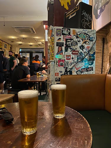 Carrer de Joaquín Costa, 56, Ciutat Vella, 08001 Barcelona