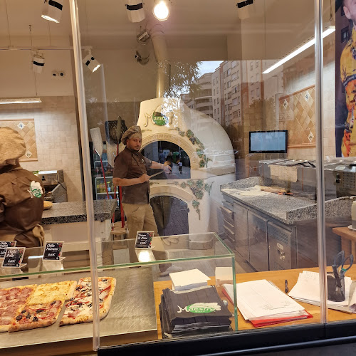 Comments and reviews of Maestro Pizza & Bocadillos