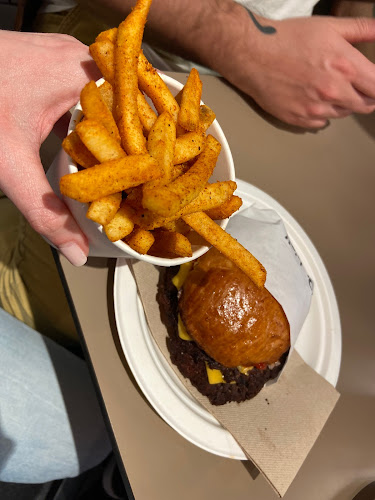 Calle de Viriato, 68, Chamberí, 28010 Madrid