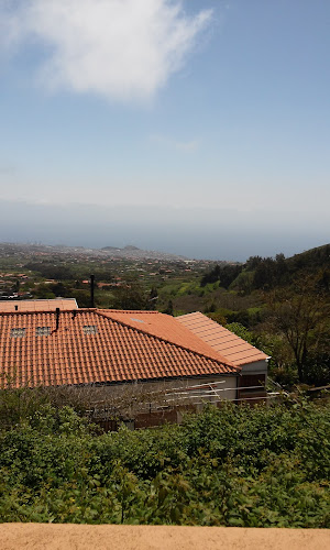 La Vieja Licorería Phone number