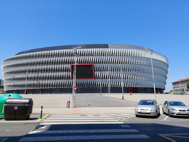 Estadio de San Mamés, P.º Rafael Moreno "Pitxitxi", s/n, Basurto-Zorroza, 48013 Bilbao, Biscay