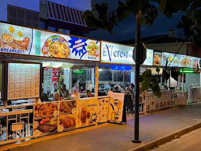Pizzeria Everest