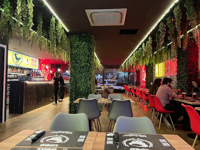 Comments and reviews of TORO BURGER QUINTANA