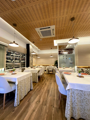 Opinii despre Restaurantes El Cuchifrito în Toledo - Gastronomía y hostelería