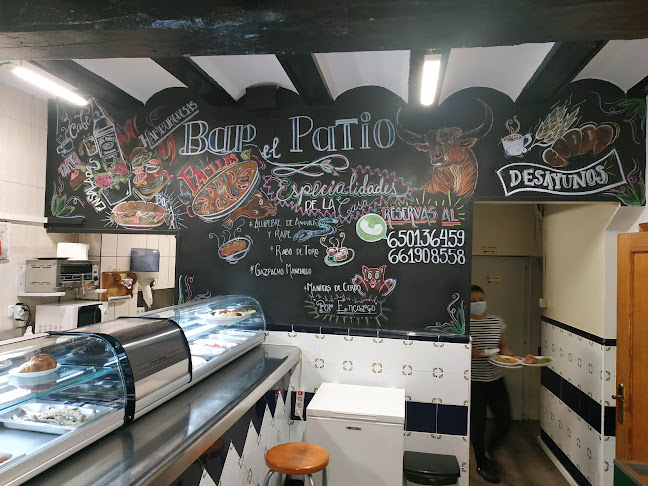 Restaurante Bar el Patio - Casa Nelly - Ciutat Vella - Gastronomía y hostelería