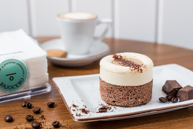 BAJOCERO, HELADOS Y PASTELES ARTESANOS