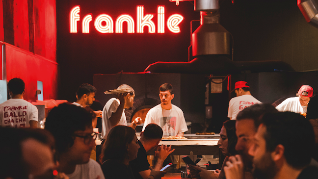Frankie Gallo Cha Cha Cha | Pizzería Raval - Barcelona