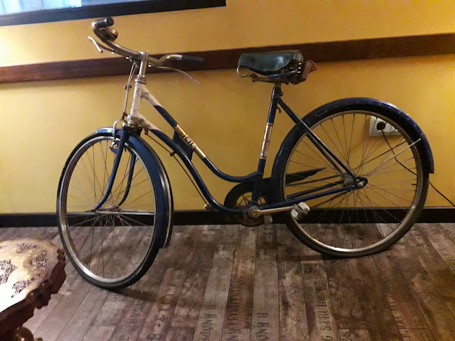 Rúa Ramón Cabanillas, 24, 32004 Ourense