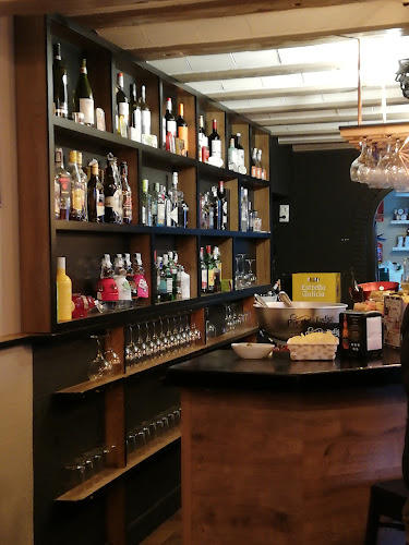 Comments and reviews of Max Tapas