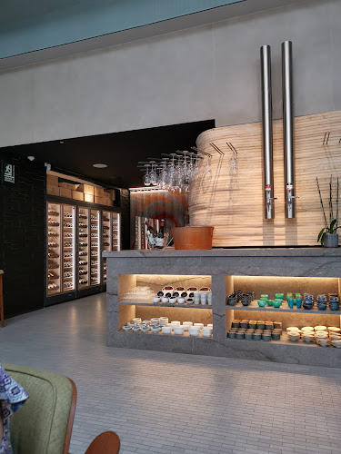 Restaurante Omeraki. By Alberto Chicote. Phone number