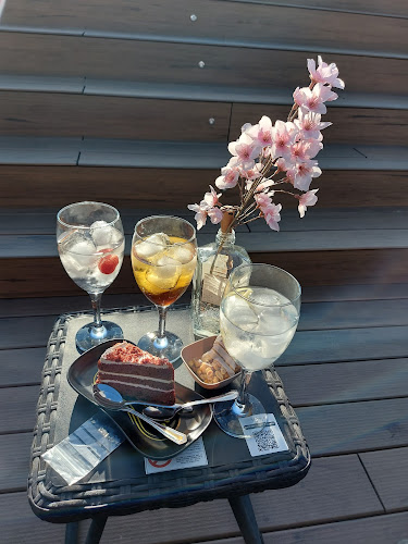 C. Pagés del Corro, 90, B, 41010 Sevilla