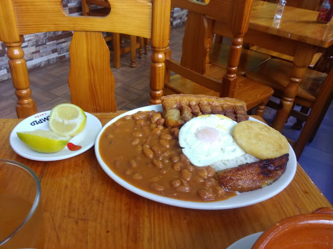 C/ de la Fonteta de Sant Lluís, 22, Quatre Carreres, 46006 València, Valencia