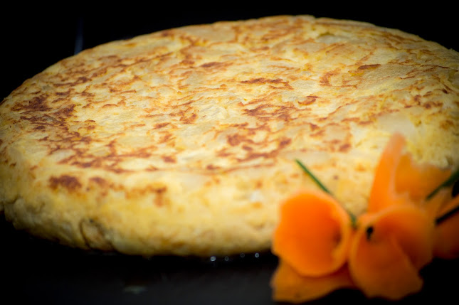 Stelvio Tapas Cinegia - Gastronomía y hostelería