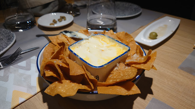 Monocromo vermuteria gastrounderground - Gastronomía y hostelería