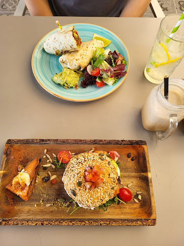 Colibri Brunch & Tapa Paellas - Gastronomía y hostelería