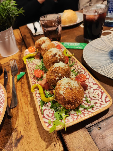 Mesón Dos Pozos y Jimena - Camargo