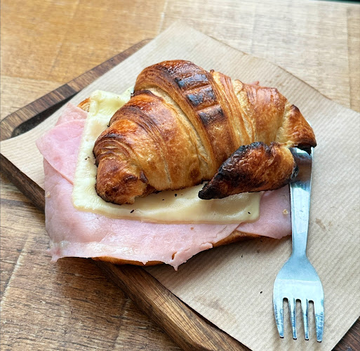 Avenida de Finlandia, 41012 Sevilla