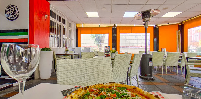 Pizza Mania - Gastronomía y hostelería
