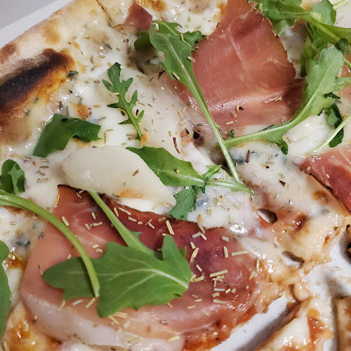 Av. dels Furs, 29, 46160 Llíria, Valencia