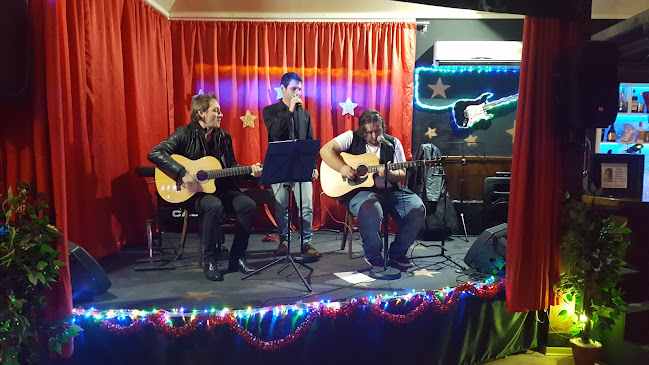 Gold Star Music Pub - Lo Pagan