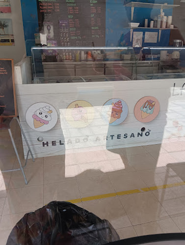 Heladeria artesanal Las Bolas El Cotillo - Gastronomía y hostelería