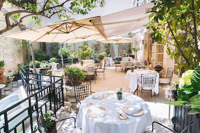 El Jardín de Orfila by Mario Sandoval