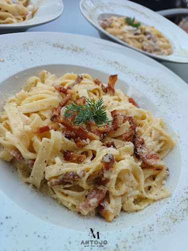 ANTOJO AM _restaurante