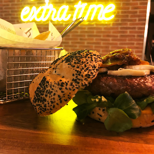 Comentarii opinii despre Extra Time Bar