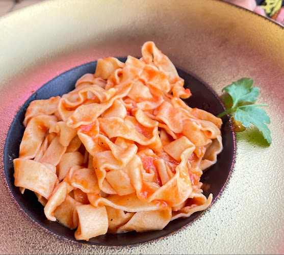 Centro Comercial Passarela, Local 3 y 4, C. Doreste y Molina, 80, 35130 Puerto Rico, Las Palmas