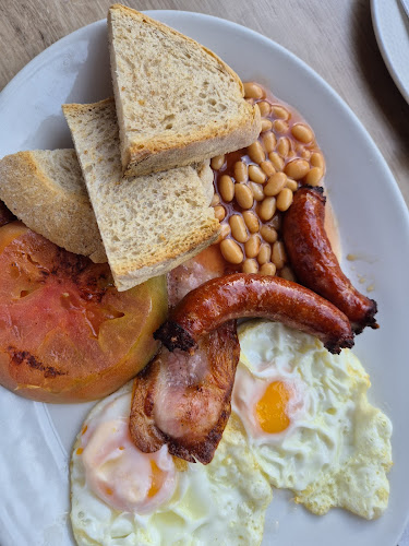 Comments and reviews of Doña Encarna