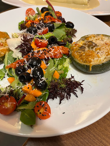 Reviews of Somia Vins i Llibres in Girona - Gastronomía y hostelería