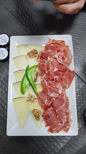 Bar Cerveceria Gin - La Pobla de Vallbona