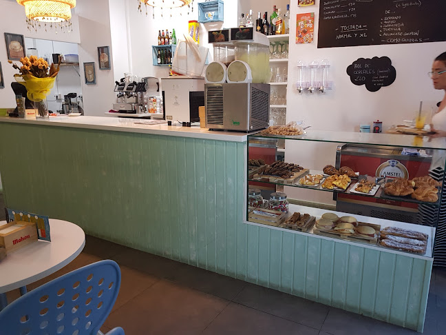 Comentarii opinii despre Café de Mama