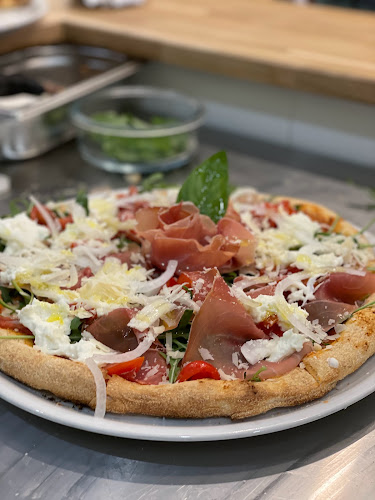 Trigo Cafetería Pizzeria - Gastronomía y hostelería