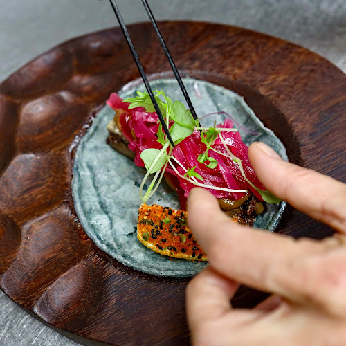 Restaurante Peculiar - Gastronomía y hostelería