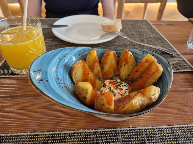 Can Matevet Restaurante Vermutería Phone number