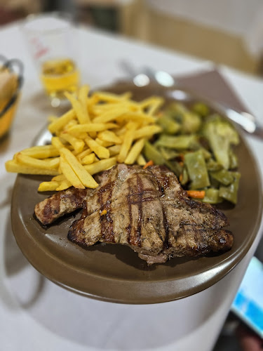 Opinii despre Restaurante Santa Ana Denis în Arroyo de La Miel - Gastronomía y hostelería