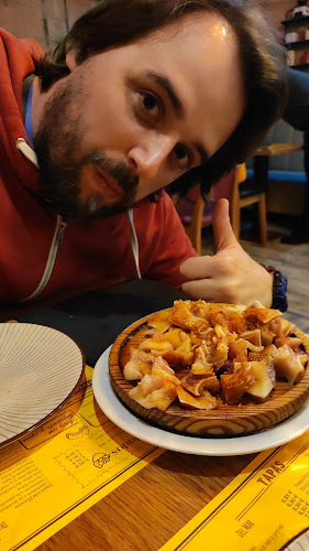 Carrer de Cabestany, 21, Les Corts, 08014 Barcelona