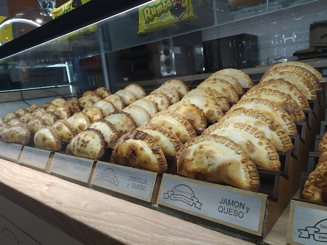 Opinii despre Empanada Club Gracia | Empanadas Argentinas în Barcelona - Gastronomía y hostelería