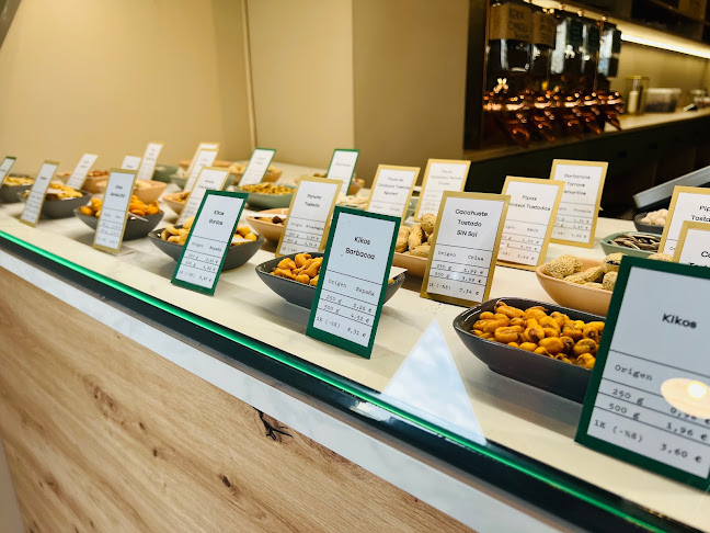 Comments and reviews of TOUM Tienda a granel & Cafeteria