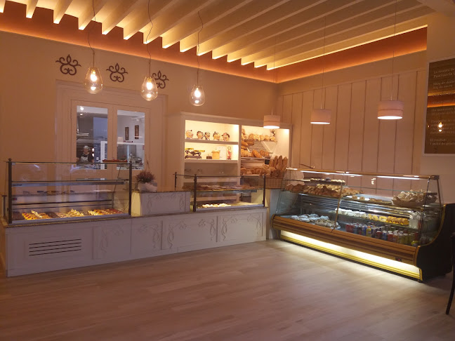 Opinii despre Forn i Pastisseria "Que Bo" în Alcúdia - Gastronomía y hostelería