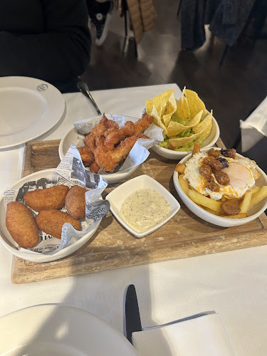 Casa Carmen Finestrelles - Gastronomía y hostelería