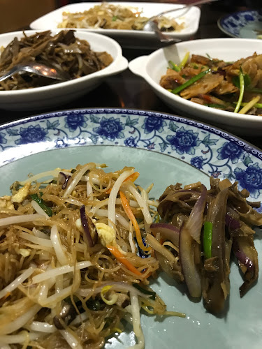 Restaurante Chino Min Dou Open Times