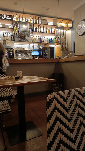 New Royalti By Ismael - Gastronomía y hostelería