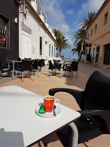 Maorí Cocktail Bar Open Times