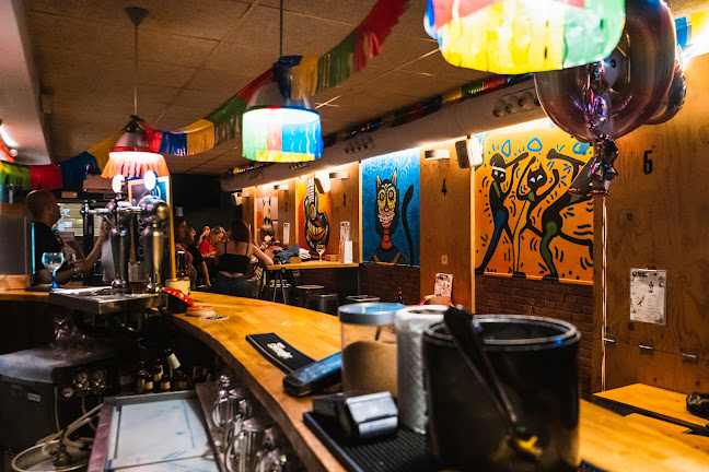 La Gata Bar Open Times